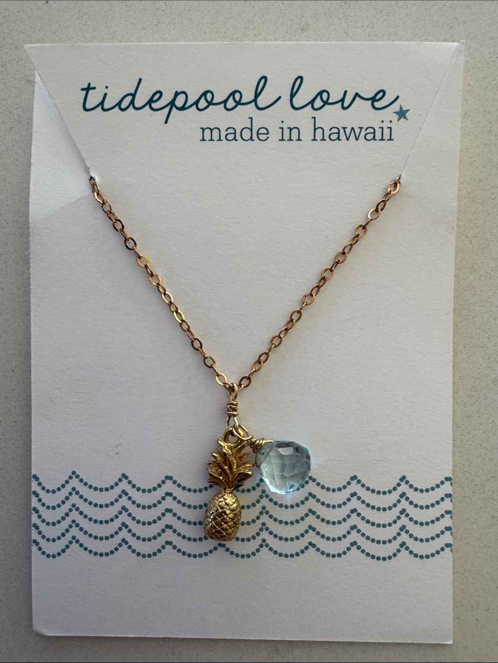 Hawaii Tidepool Love Gold Pineapple Necklace with Light Blue Charm NWT ✨ 18"